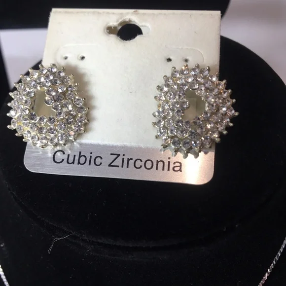 Rhinestone Heart necklace, earrings and bracelet set Valentines